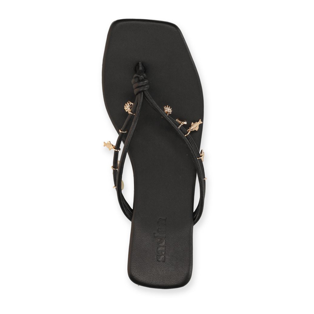 Zwarte leren slippers met goudkleurige charms