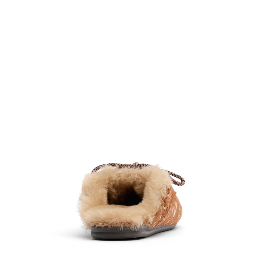 Cognacfarbene Mules mit Bambi-Print und Wollfutter