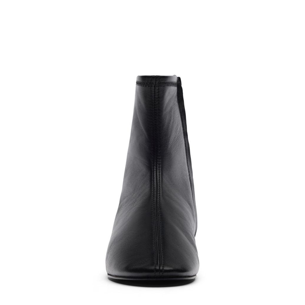 Schwarze Lederstiefeletten