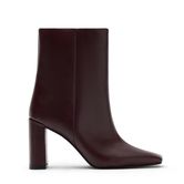 Bordeauxrote Lederstiefeletten mit Absatz
