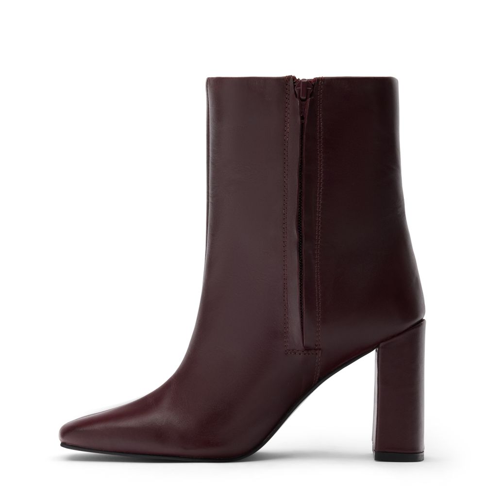 Bordeauxrote Lederstiefeletten mit Absatz
