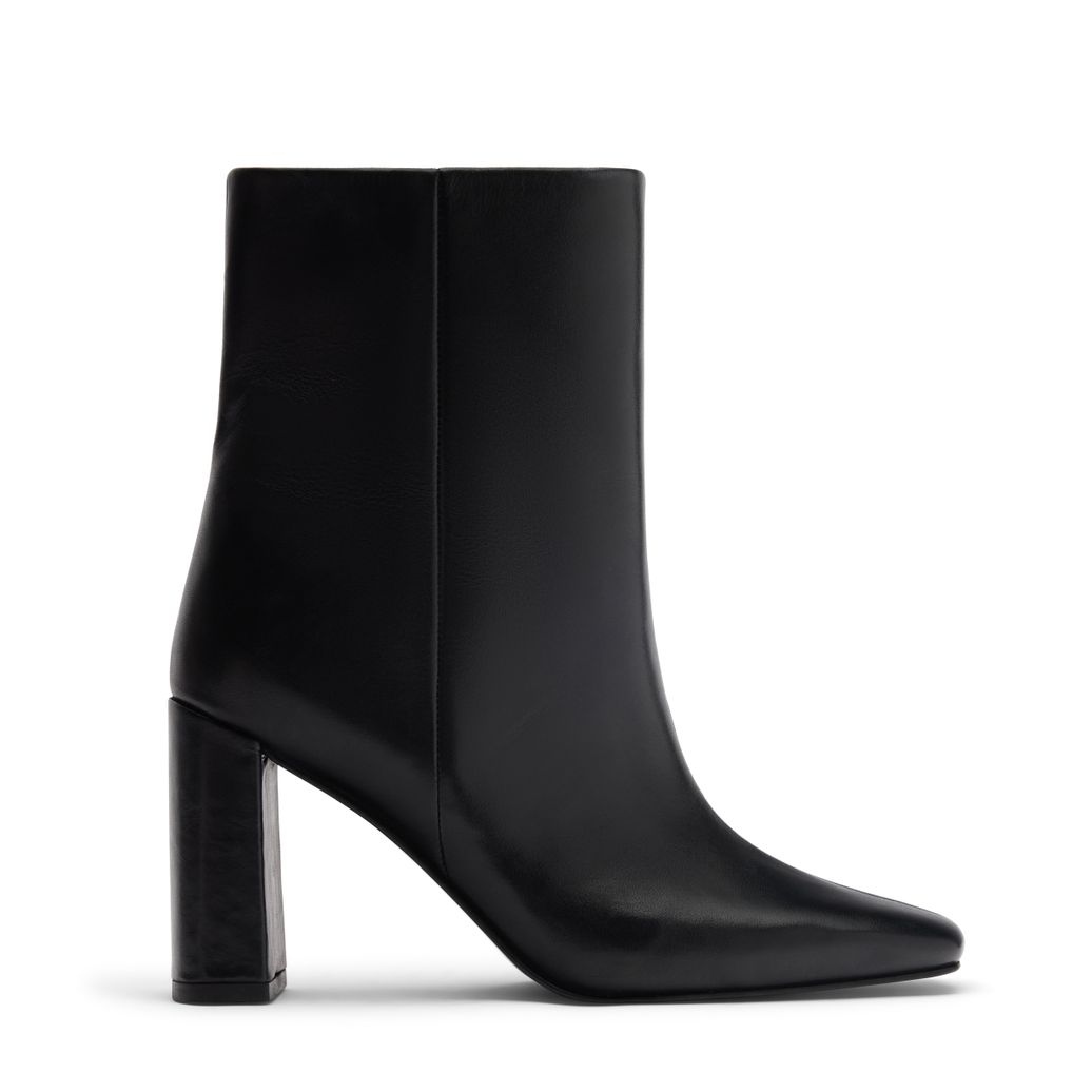 Schwarze Lederstiefeletten mit Absatz
