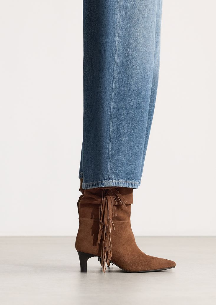 Bruine suède enkellaarsjes met hak