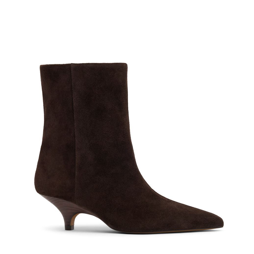 Donkerbruine suède enkellaarsjes met kitten heel