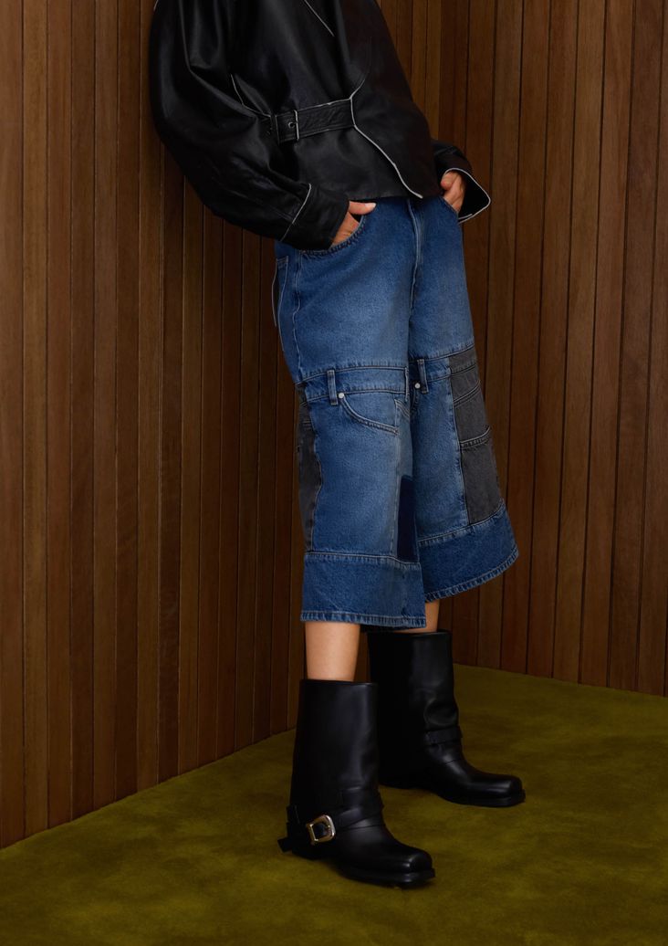 Schwarze Biker Boots aus Leder mit Umschlag