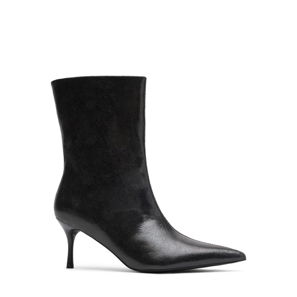 Zwarte enkellaarsjes met kitten heel