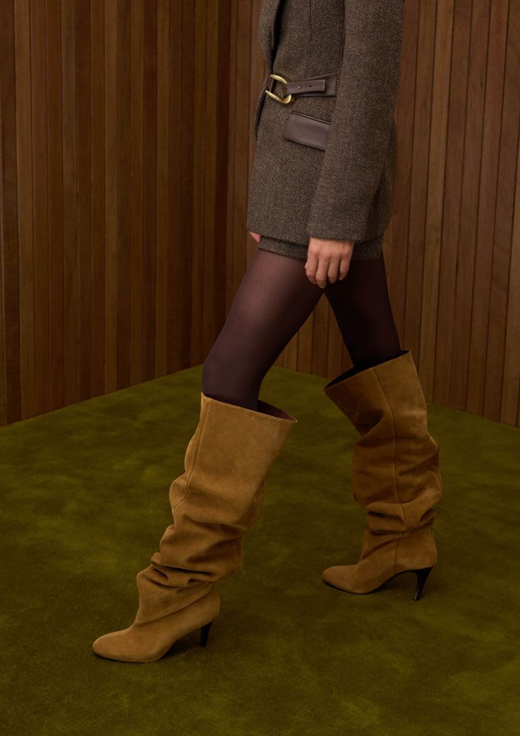 Bottes hautes à talon en daim - beige