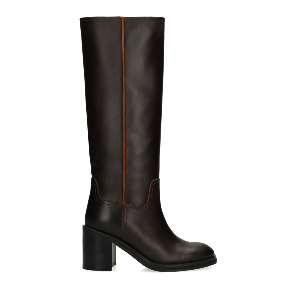 Schwarze Lederstiefel mit Absatz