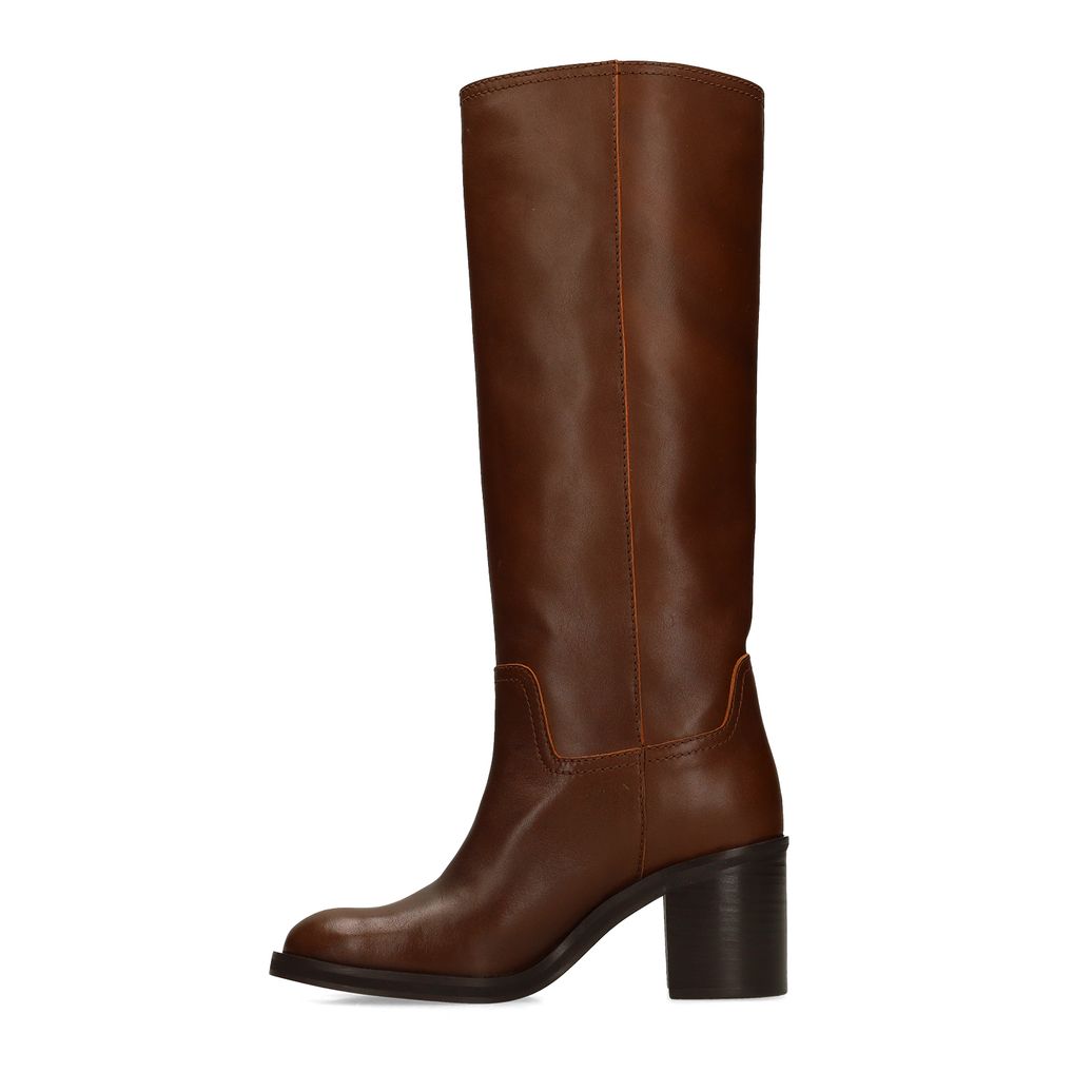 Braune Lederstiefel mit Absatz