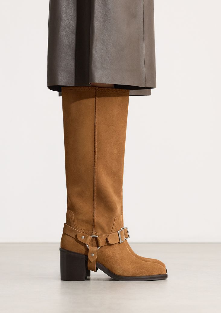 Beige suède biker boots