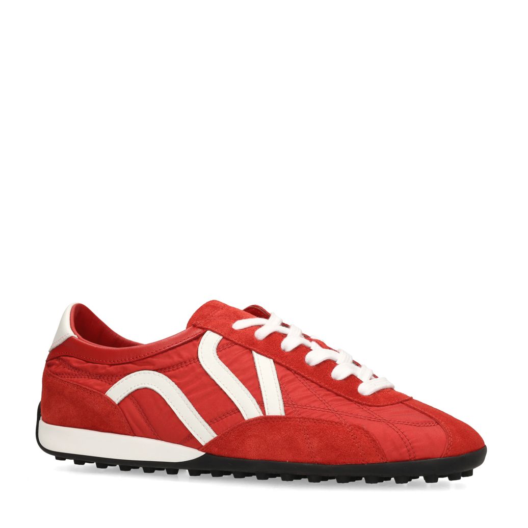 Rote Veloursleder-Sneaker