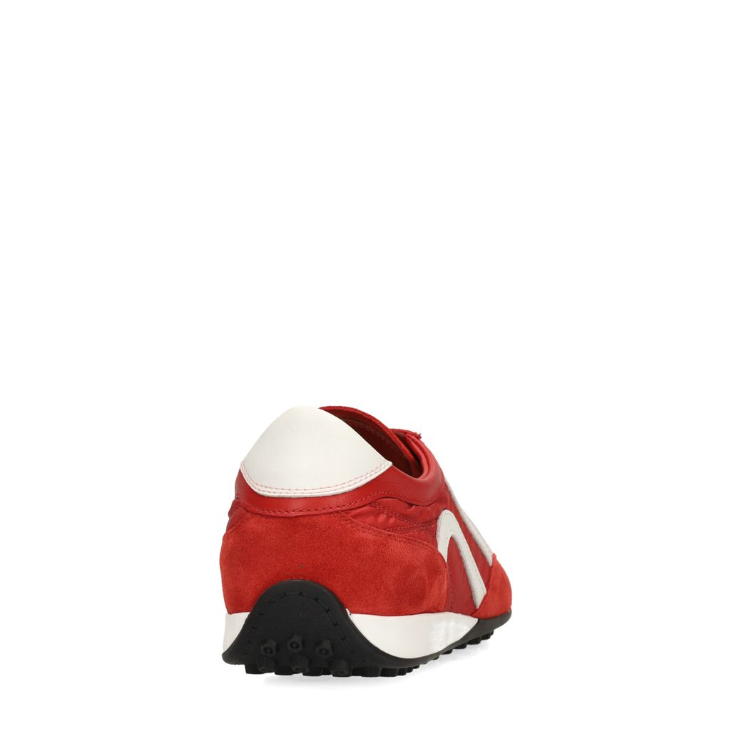 Rote Veloursleder-Sneaker