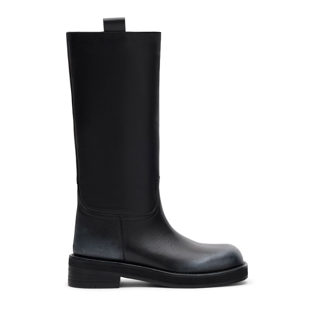 Schwarze Lederstiefel