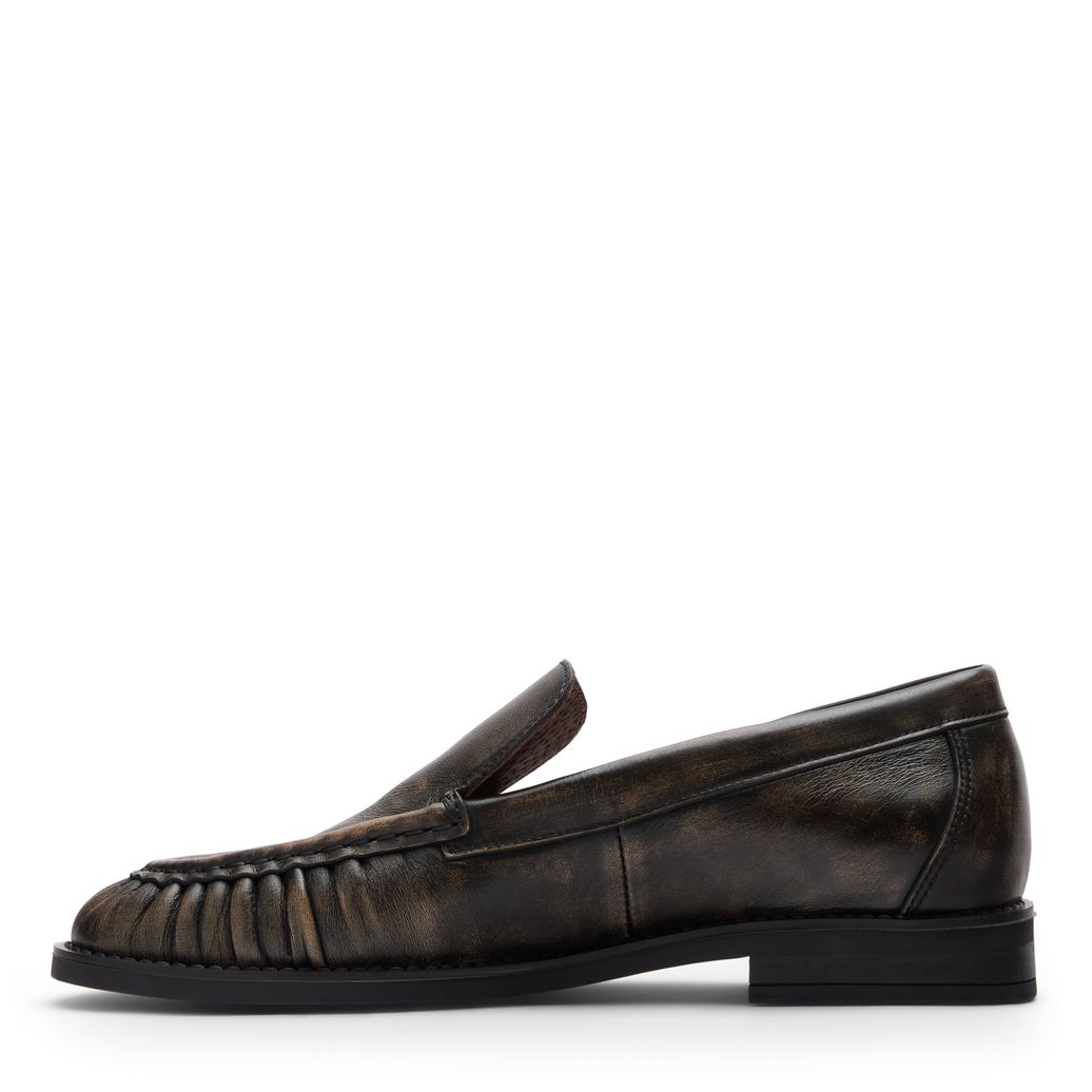 Greywashed Leder-Loafer mit Knautsch-Details