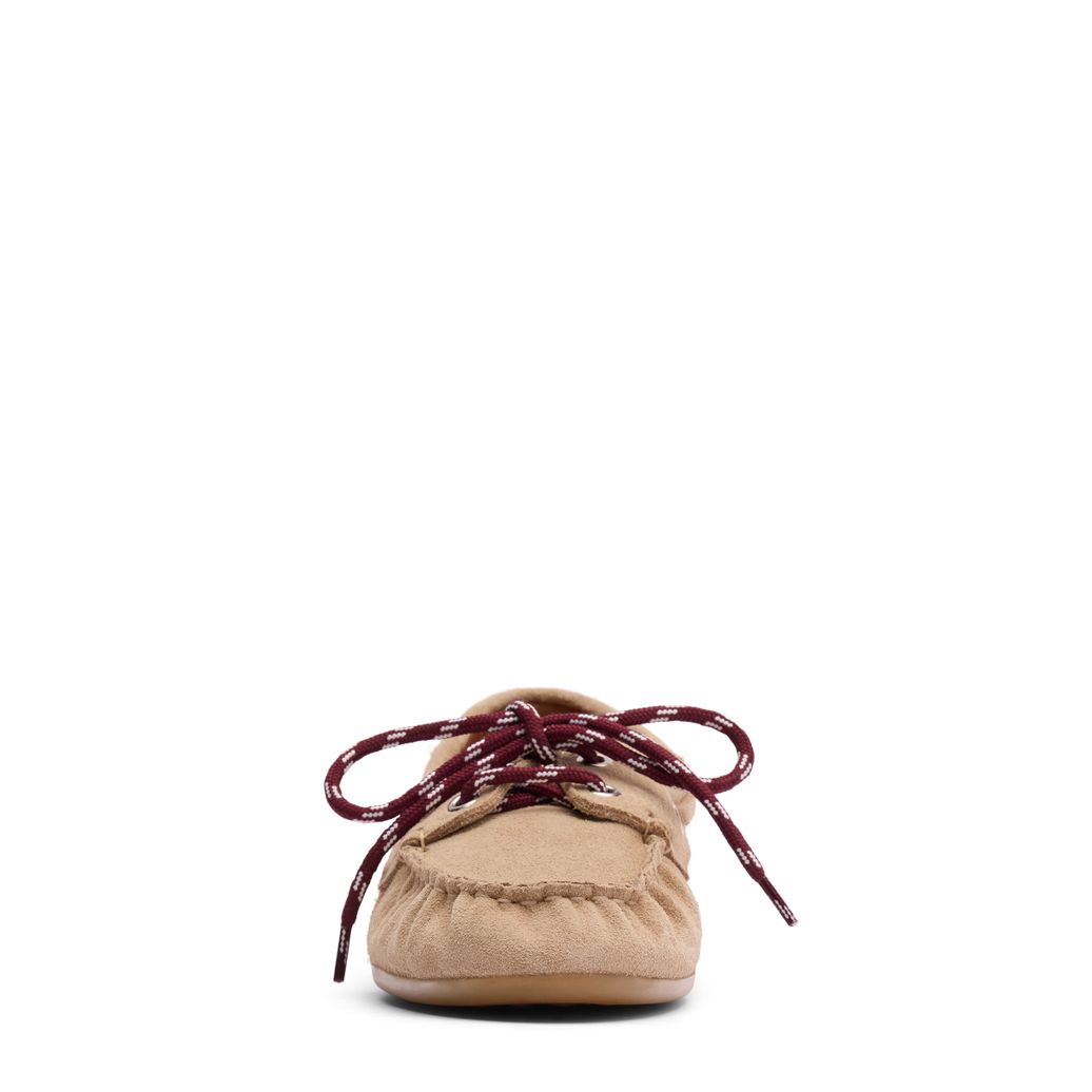 Beigefarbene Bootsschuhe aus Veloursleder mit roten Schnürsenkeln